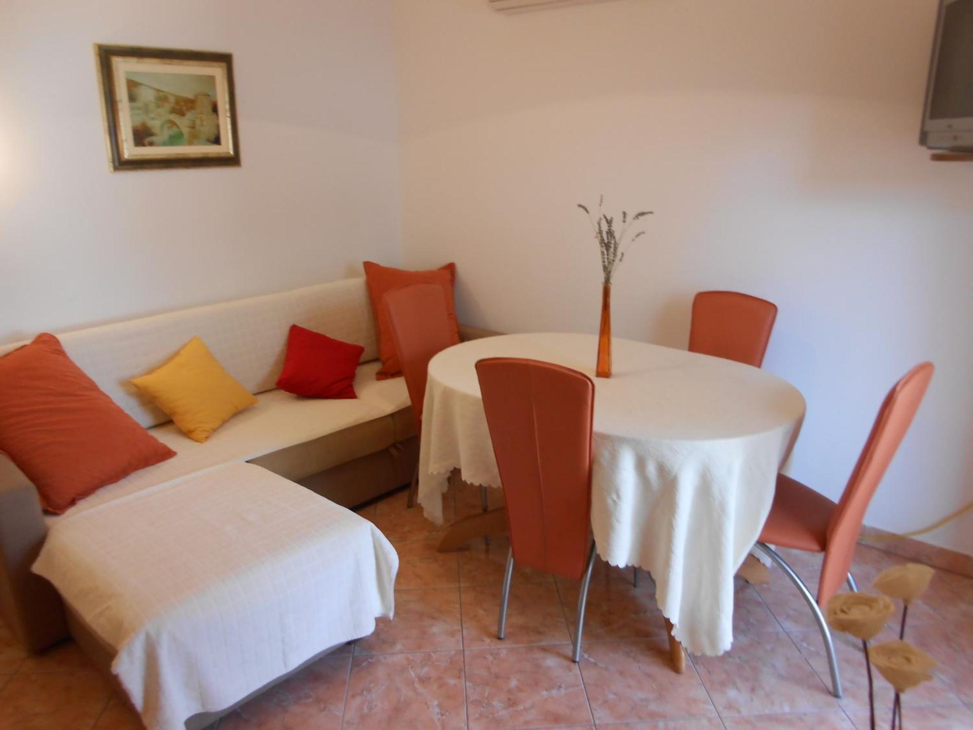 Apartments Luvi Трогир Екстериор снимка