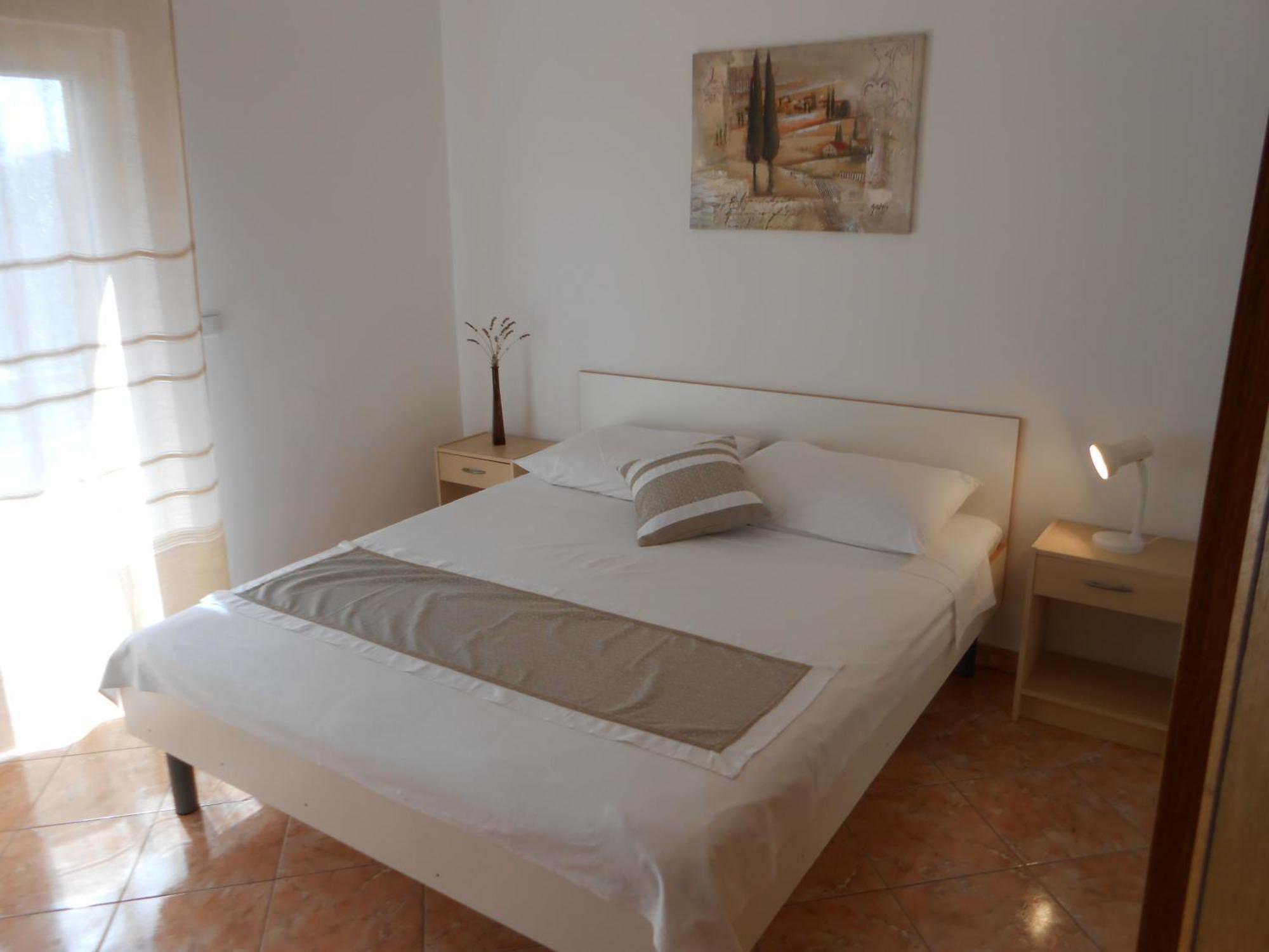 Apartments Luvi Трогир Екстериор снимка